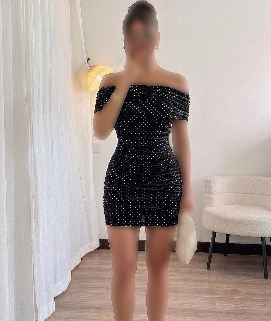 پیراهن اف شولدر نگینی 