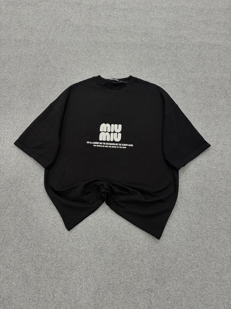تیشرت miu miu 